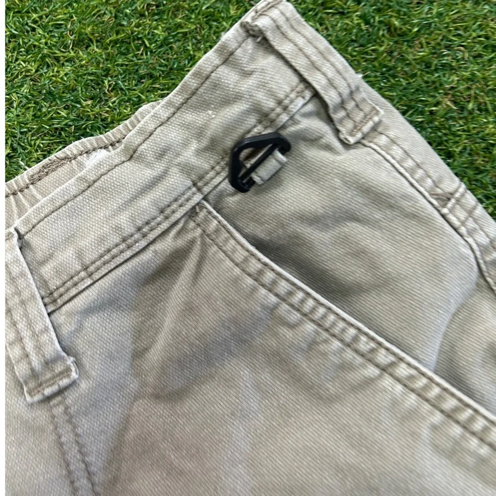 Magellan Outdoors Mens Khaki Tan Cotton Canvas Cargo Shorts Size 40 Elastic
